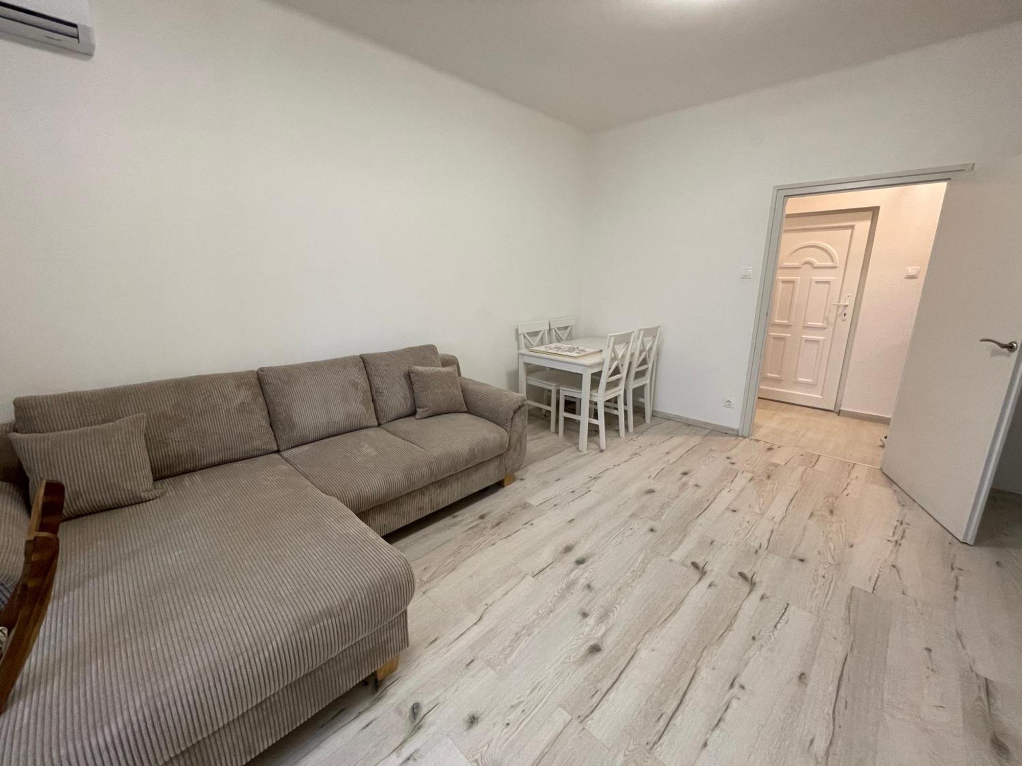 Malompark Apartman With Free Parking デブレツェン エクステリア 写真